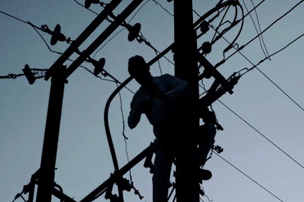 Prolonged power cuts fuel complaints over TSECL services in