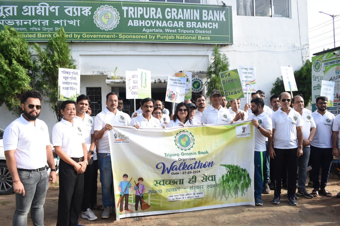 Tripura Gramin Bank Officials Participate in Walkathon for Swachh Bharat Mission