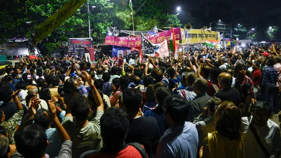 RG Kar victim's father claims 'tremendous mental pressure'; Delhi's new anti-pollution measures, &amp; more