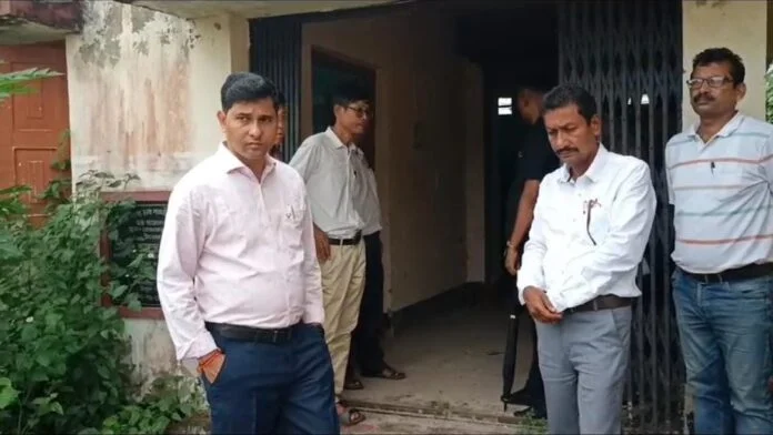 Fisheries Minister Inspects Abandoned Fish Farming Supply Center