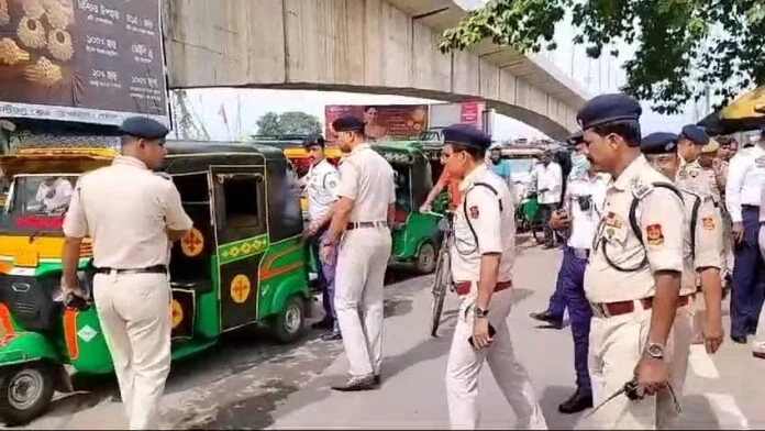 Traffic Congestion in Smart City: Ineffective Measures by Police and Traffic Administration