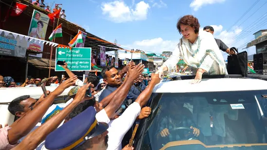 Congress worker clashes with CRPF during Priyanka Gandhi's roadshow | Video