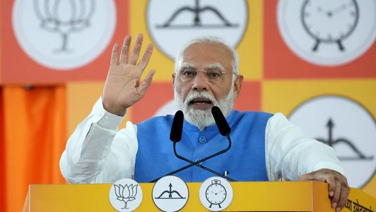 PM Modi slams Congress over Jharkhand leader's 'LPG to infiltrators' promise