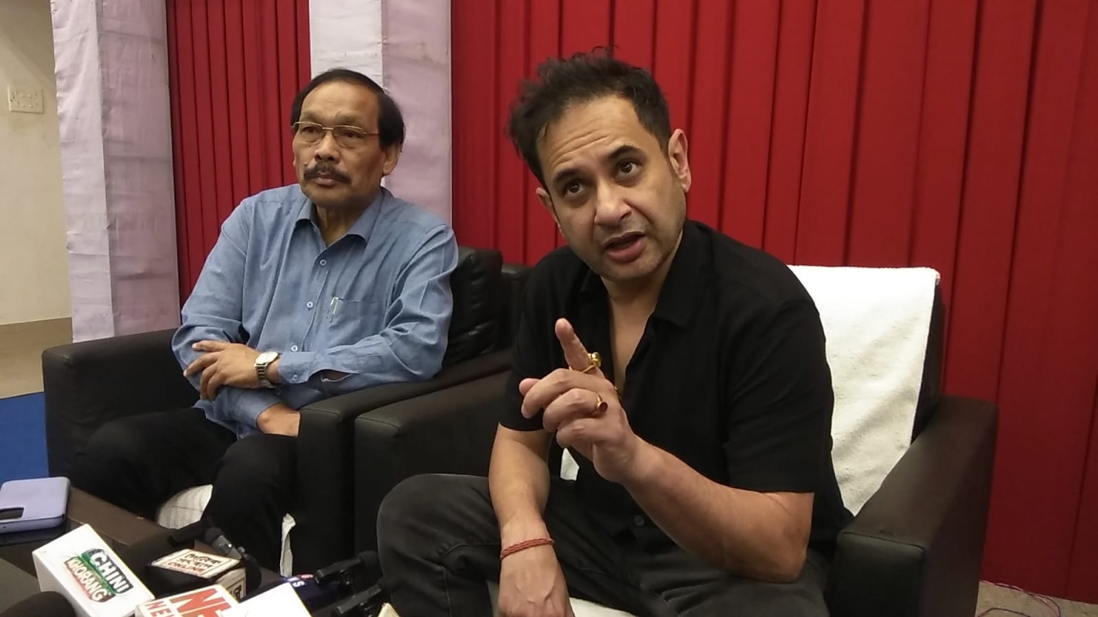 Pradyot declare to submit a memorandum and give deputations
