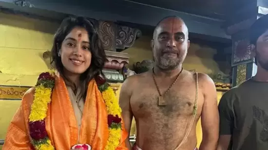 Janhvi Kapoor takes a break from shooting RC 16; visits Hanuman temple in Hyderabad.
