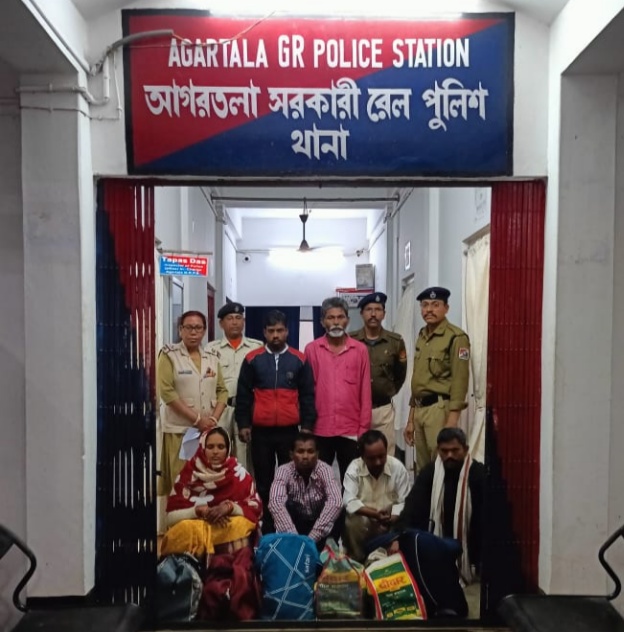 GRP and RPF seized a total of 32.5 kg of dry marijuana : Six detain