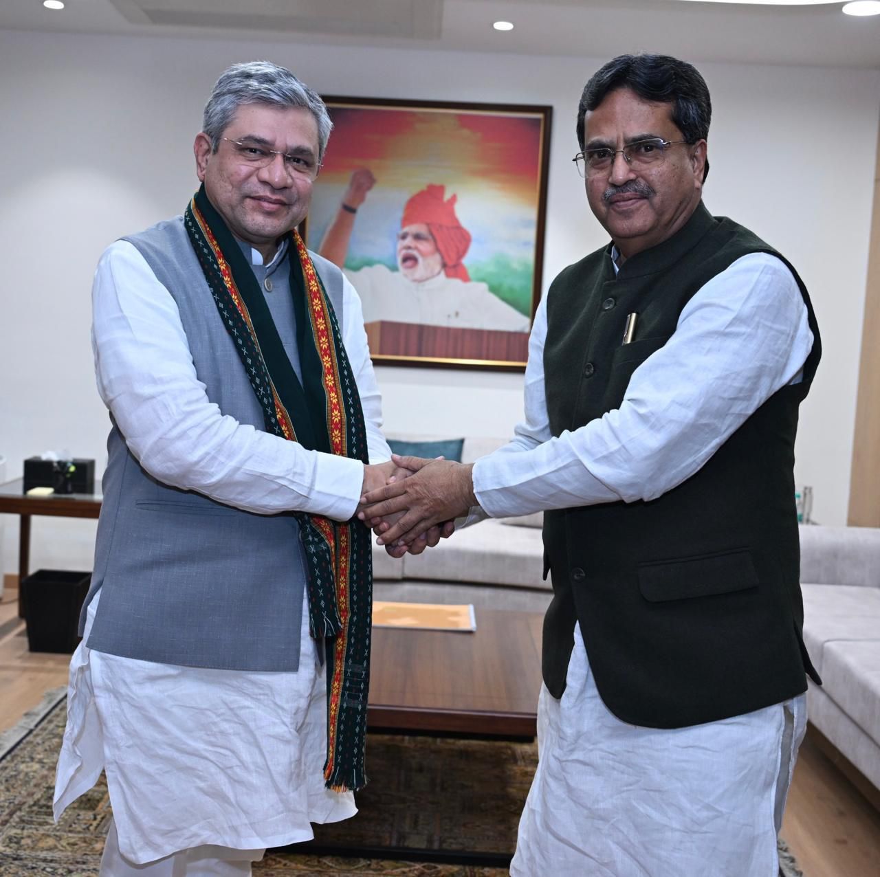 CM Dr Manik Saha meets Union railway minister; demands Kissan rail between Agartala-Guwahati