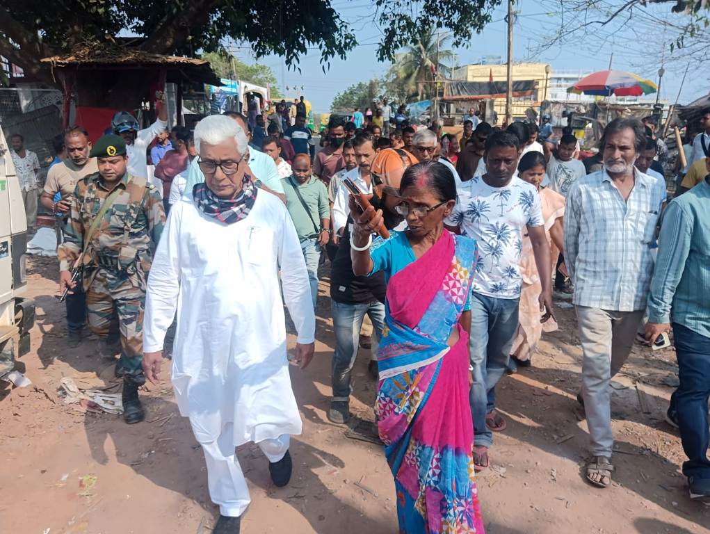Lake Choumuhani Market Eviction: CPM Politburo member and former Chief Minister criticizes