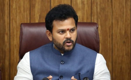 Aviation Minister Slams Biased Western Coverage of Air India Crash, Urges Patience for Final Report