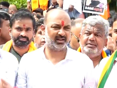 Bandi Sanjay Alleges KCR Tapped Phones of Family, Politicians; Demands CBI Probe
