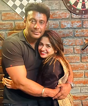 Kannada Actor Darshan, Partner Pavithra Gowda Arrested After SC Cancels Bail in Fan Murder Case
