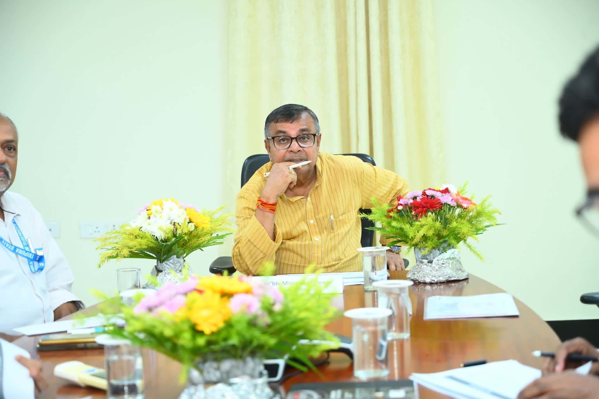 Nath: Govt committed to uninterrupted power this Durga Puja