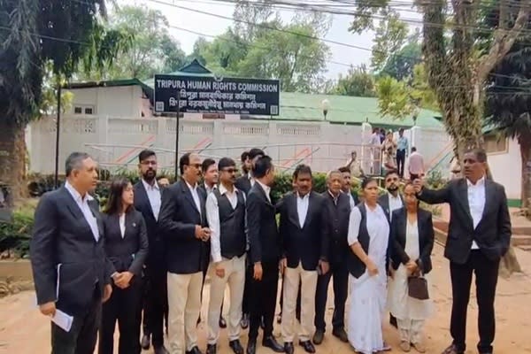 Tripura Congress protests to THRC on human rights issues