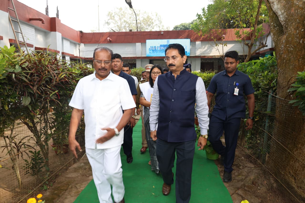 Governor Indra Sena Reddy Visits Juvenile Home, Detention Centre