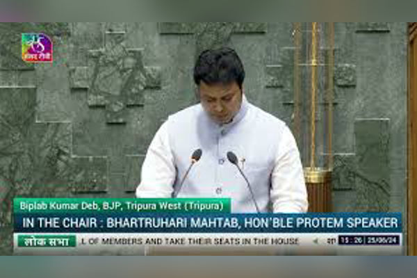 Biplab Deb Urges Centre to Start International Flights at MBB