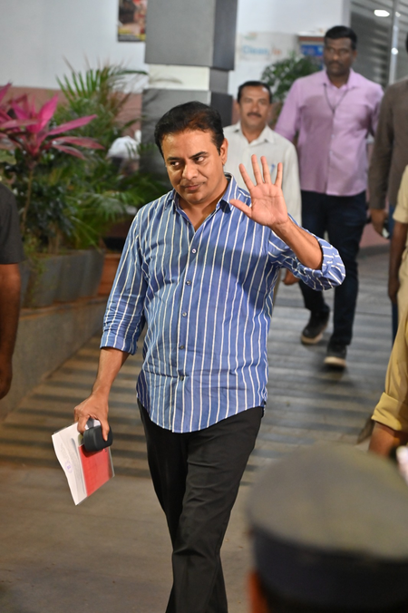 SIT Questions K. T. Rama Rao for Over Seven Hours in Telangana Phone-Tapping Case