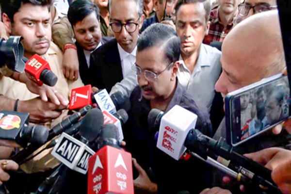 Rouse Avenue Court Discharges Arvind Kejriwal, Manish Sisodia in Liquor Policy Case