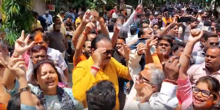 Bengal Polls 2026: BJP Surges Ahead as Early Trends Show Clear Lead