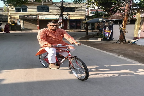 Tripura Minister Cycles to Work to Save Fuel