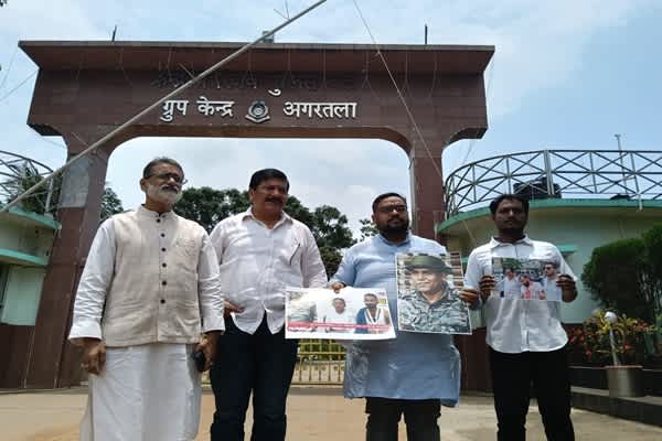 Congress meets CRPF DIG over protest clash