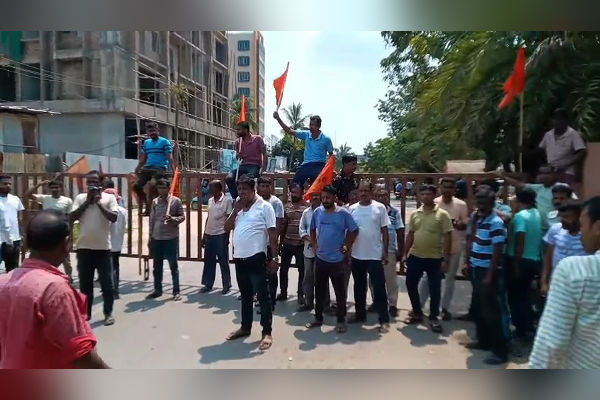 Several injured in clash at Nagerjala Motor Stand