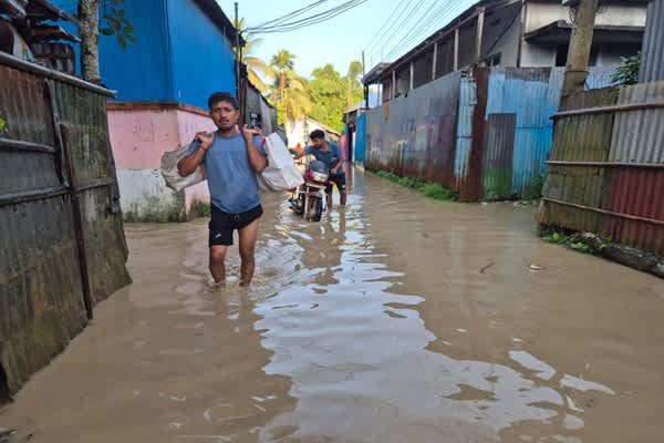 Howrah River Crosses Danger Mark in Tripura