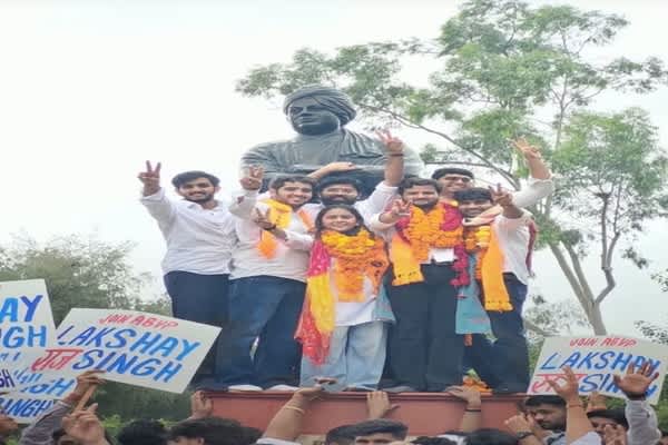 Sudhangshu Das Hails ABVP’s DUSU Poll Performance