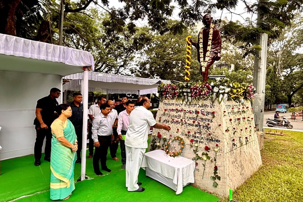 Tripura Governor pays tributes to Mahatma Gandhi on Gandhi Jayanti