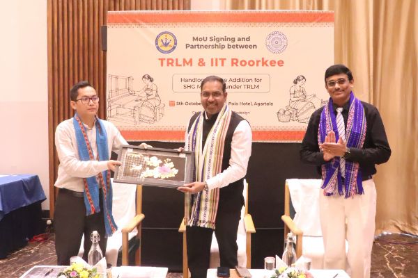 TRLM, IIT Roorkee join hands to transform Tripura handloom sector