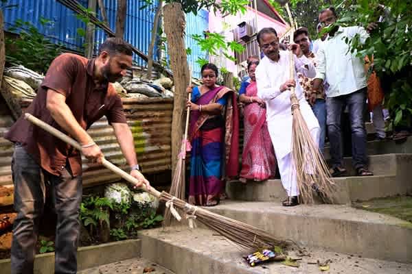 Tree plantation, cleanliness drive held in Agartala Ward 31 under Seva Sankalp Abhiyan