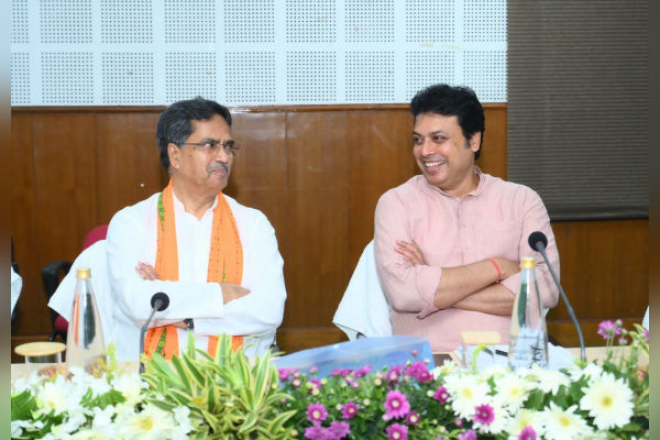 Tripura BJP discusses urban polls, plans seven political campaigns