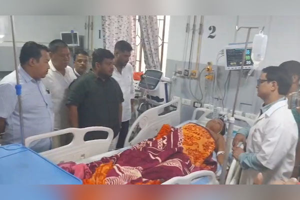BJP, CPI(M) leaders visit hospitals after violence during Tripura VC polls