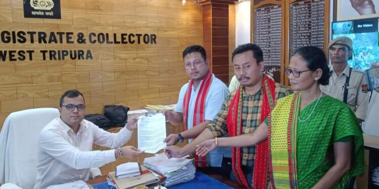 Raj Bhawan: YTF submits deputation to West Tripura DM