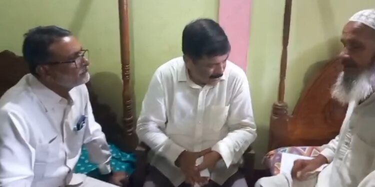 Congress leaders Ashish Kumar Saha and Sudip Roy Barman visited riot-hit Kadamtala, calling for peace