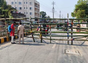 Widespread Protests in Tripura Over Persecution of Hindus in Bangladesh and Arrest of Chinmoy Prabhu