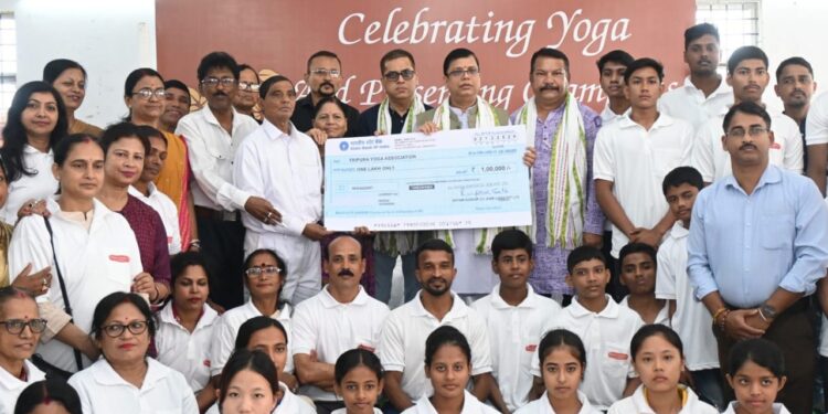 Shyam Sundar & Co. Jewelers Sponsors Tripura Yoga Team for National Championship