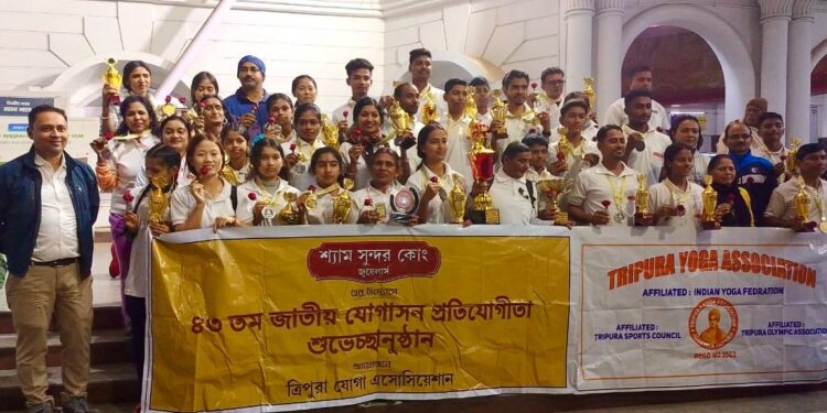 Shyam Sundar Co. Jewelers welcomed Tripura Yoga team