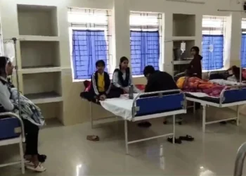 Food poisoning case: 80 students of Navodaya Vidyalaya fell ill