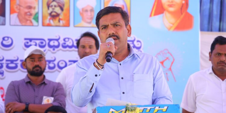 State government flirting with teachers who shape children’s future: Vijayendra criticizes