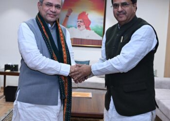 CM Dr Manik Saha meets Union railway minister; demands Kissan rail between Agartala-Guwahati