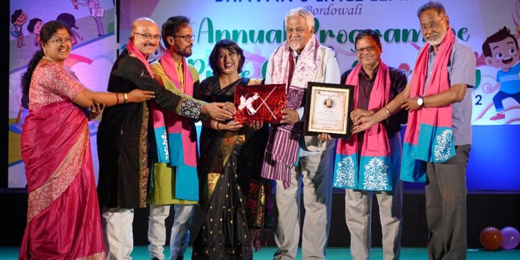 Bhavan’s celebrates Annual Program and Prize-Giving Ceremony