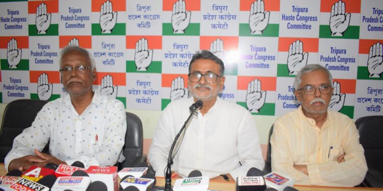 Congress State President accused state government for land scam involving crores of rupees