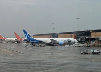 Delhi Airport Issues Advisory Amid Rising India-Pakistan Tensions; 32 Airports Temporarily Shut