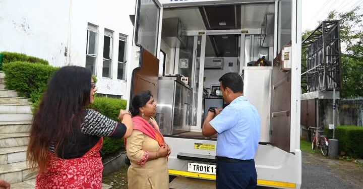 Mayor Urges Street Food Vendors to Maintain Hygiene and Food Safety