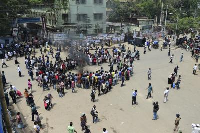 Rabindra University Students Protest, Demand Resignation of Environmental Advisor Over Campus Delay