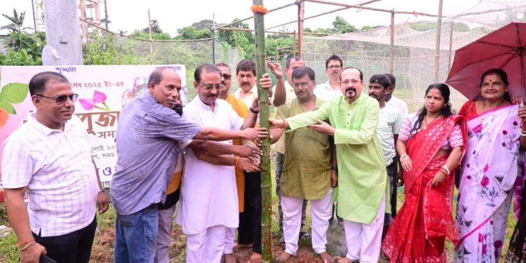Durga Puja Spirit Takes Flight with ‘Khuti Puja’ and Theme Reveal in Shibnagar