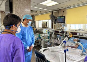 MP Biplab Kumar Deb Visits Ailing Senior Journalist Pradip Dutta Bhowmik at AIIMS, Delhi