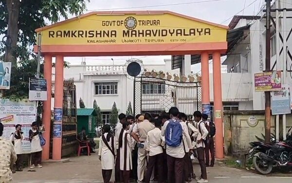 Uniform Row Sparks Tension at Ramkrishna Mahavidyalaya, Police Deployed