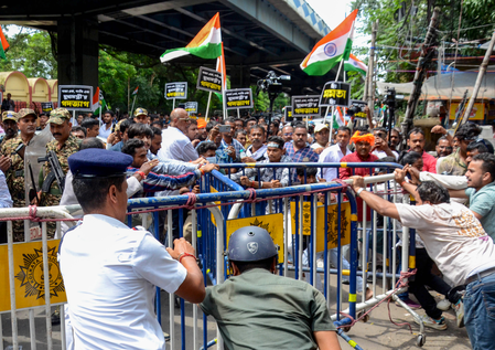 RG Kar Victim’s Mother Discharged from Hospital, Told to Rest at Home