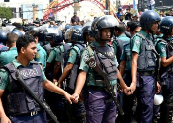 Students Block Dhaka–Barishal Highway for Fourth Day Over Health Sector Reforms